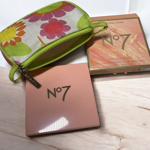 No7 Natural Glow Face & Eye Palette With Clinique Floral Makeup Bag - Picture 5 of 8